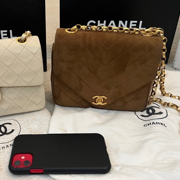 Chanel Vintage Classic Flap - Picture 5 of 5